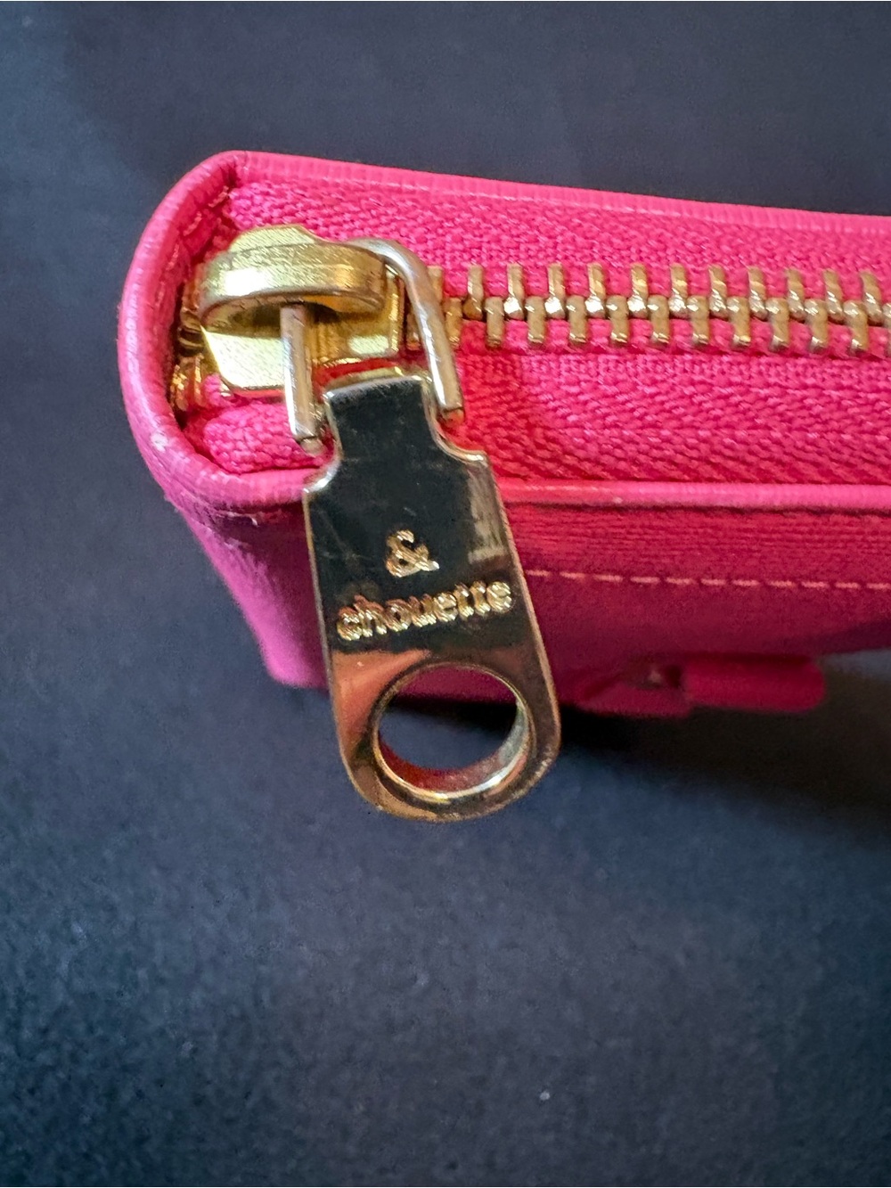 & chouette by Samantha Thavasa Pink Saffiano Leather Bow Zip-Around Long Wallet - Picture 8 of 12